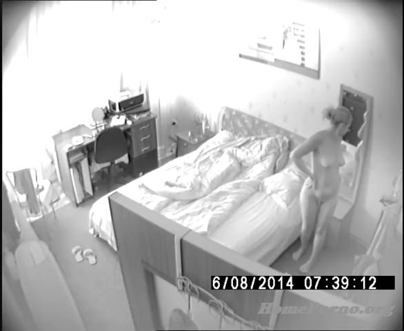Скрытая Камера В Родительской Спальне Порно Русское