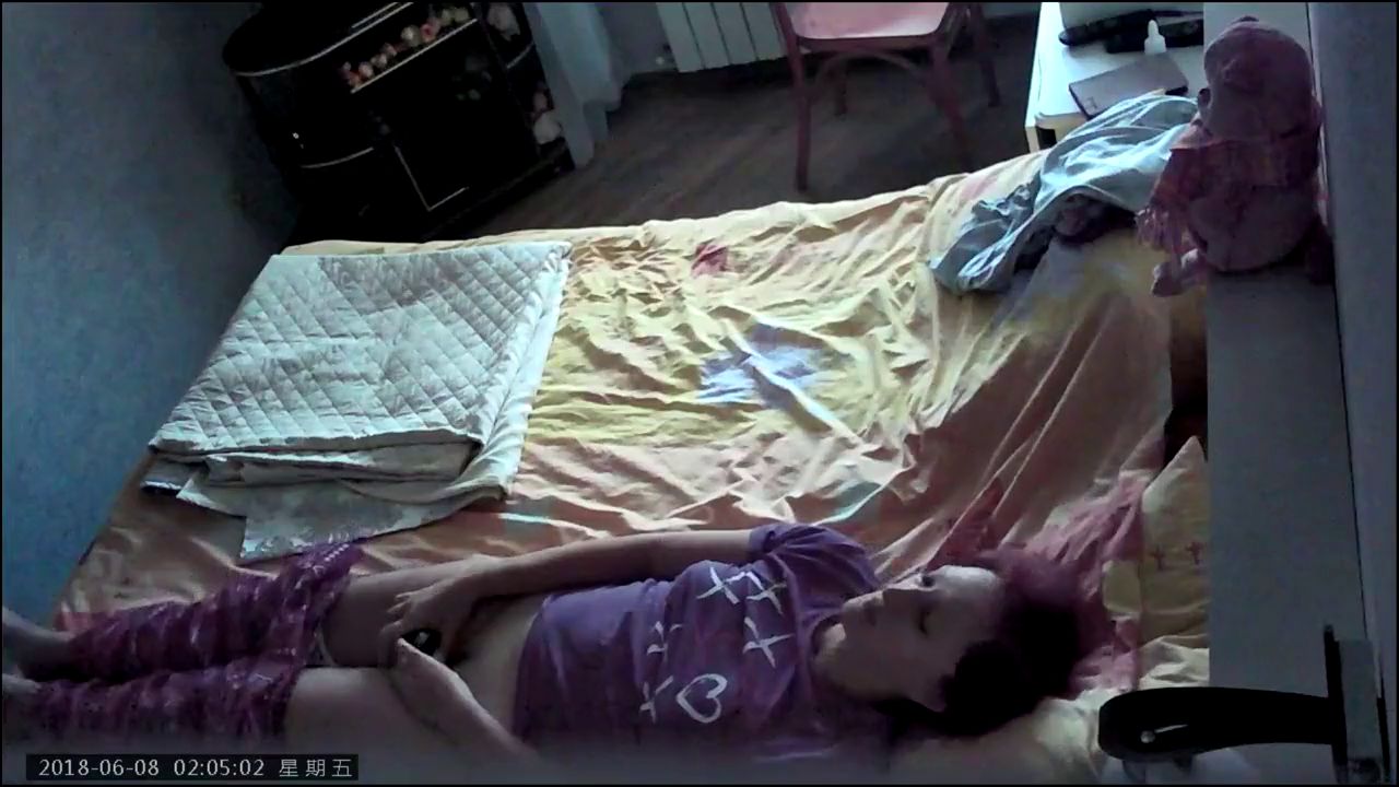 Порно видео скрытая камера мастурбация сквирт