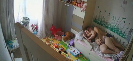 родители занялись сексом в детской комнате